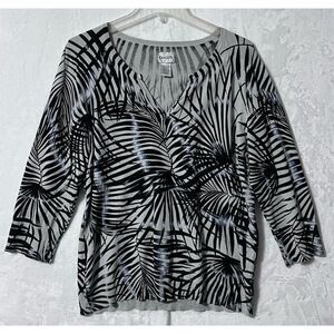 Chico's Women's Black Floral V-Neck 3/4 Sleeve Tee Size L 16